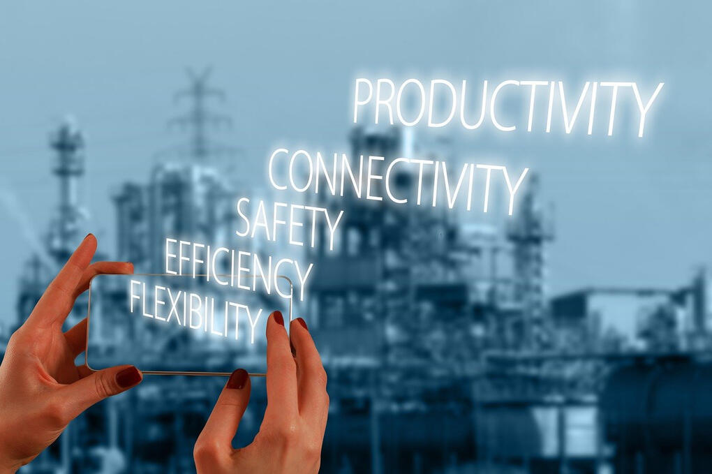 Assessments and optimization Illustration showcasing the important role of automation and technology optimization.